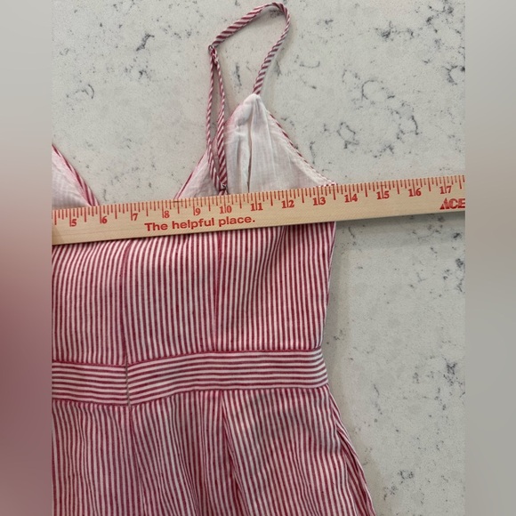BCBGMAXAZRIA TIE-FRONT PINSTRIPED
JUMPSUIT Pantsuit Jumper Red & White SIZE 0 - Picture 8 of 15